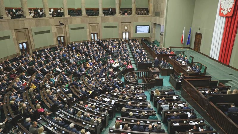 Co dzieje się z osobami z niepełnosprawnościami w Sejmie – najważniejsze informacje