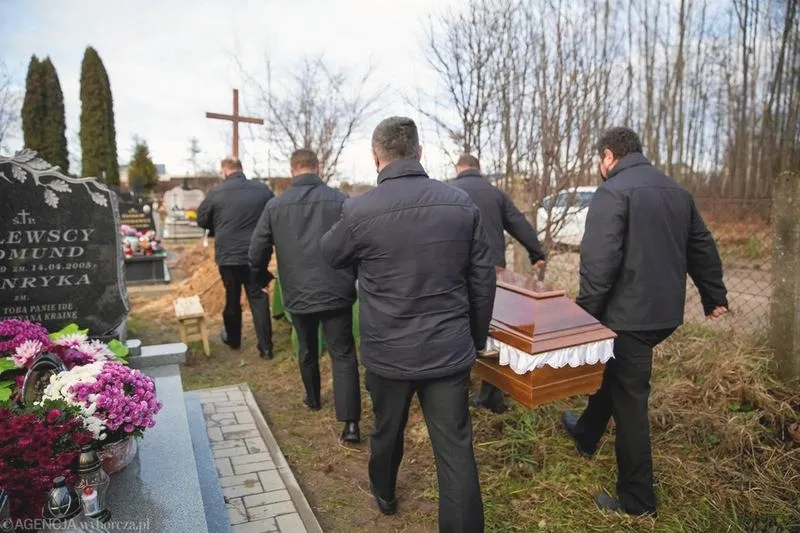 Nowe zasady zasiłku pogrzebowego ZUS — 7000 zł od 2026 i najczęstsze błędy
