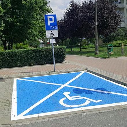 Osoby z niepełnosprawnością